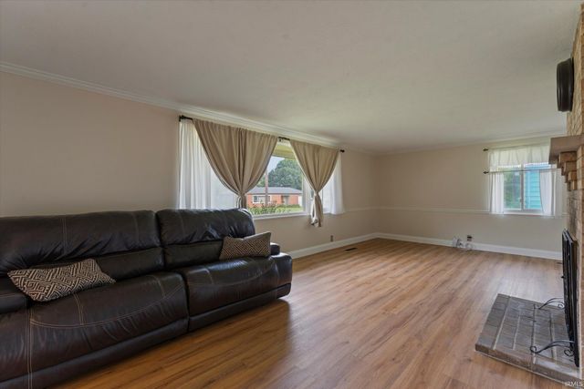 2620 Southridge Drive, South Bend, IN 46614