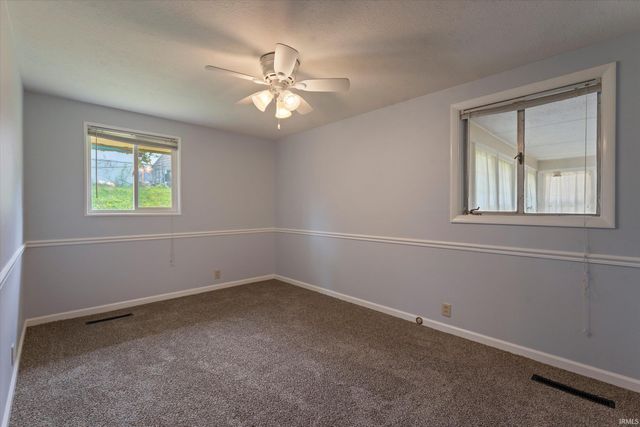 2620 Southridge Drive, South Bend, IN 46614