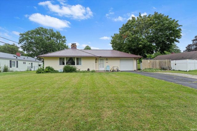 2620 Southridge Drive, South Bend, IN 46614