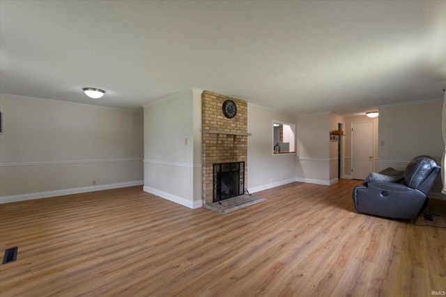 2620 Southridge Drive, South Bend, IN 46614