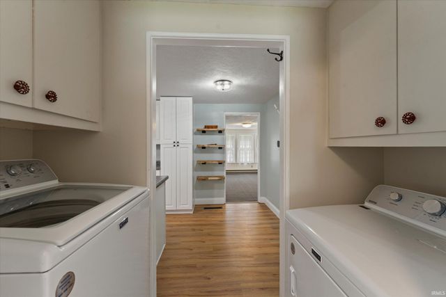 2620 Southridge Drive, South Bend, IN 46614
