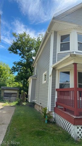 413 Arbor Road, Cleveland, OH 44108
