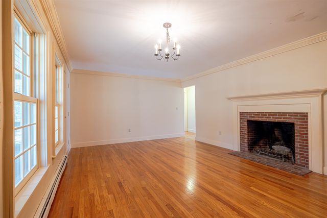 214 Hopkins Green Road, Hopkinton, NH 03229