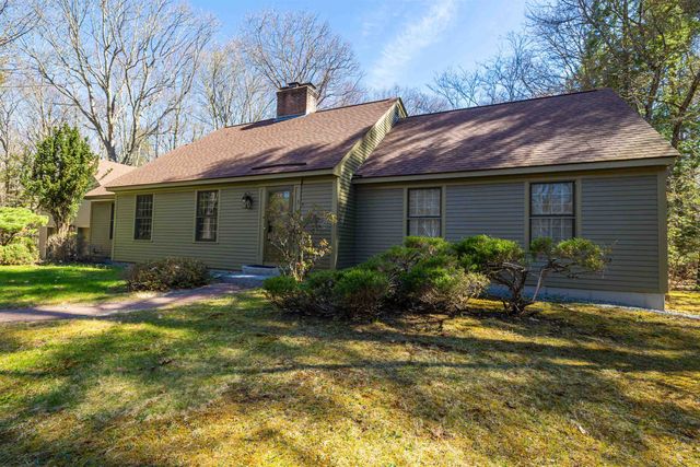 214 Hopkins Green Road, Hopkinton, NH 03229