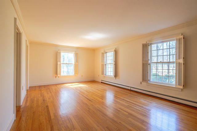 214 Hopkins Green Road, Hopkinton, NH 03229
