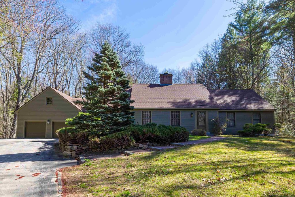 214 Hopkins Green Road, Hopkinton, NH 03229