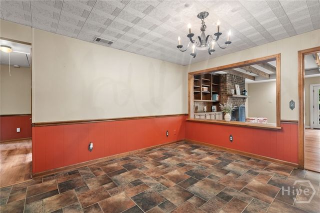 2421 Dolphin Drive, Savannah, GA 31406