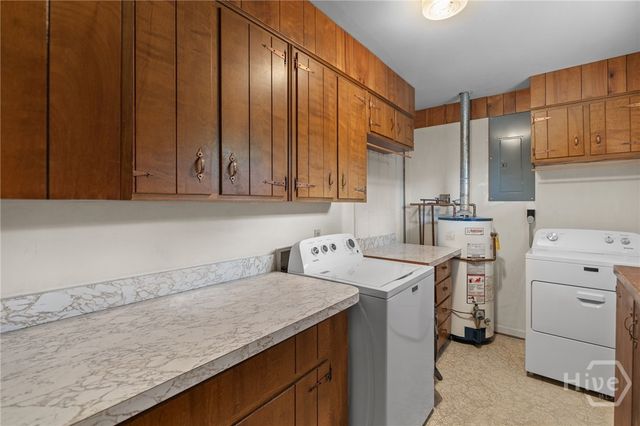 2421 Dolphin Drive, Savannah, GA 31406