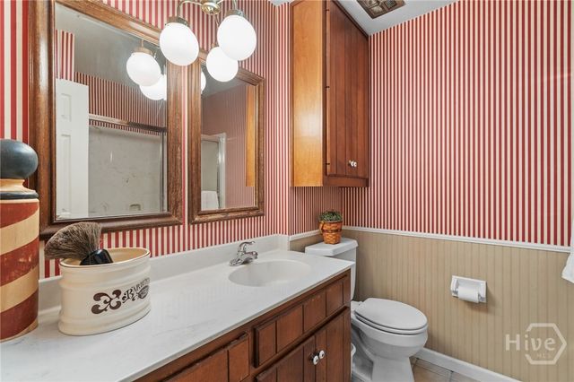 2421 Dolphin Drive, Savannah, GA 31406