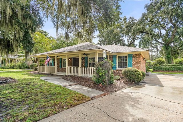 2421 Dolphin Drive, Savannah, GA 31406