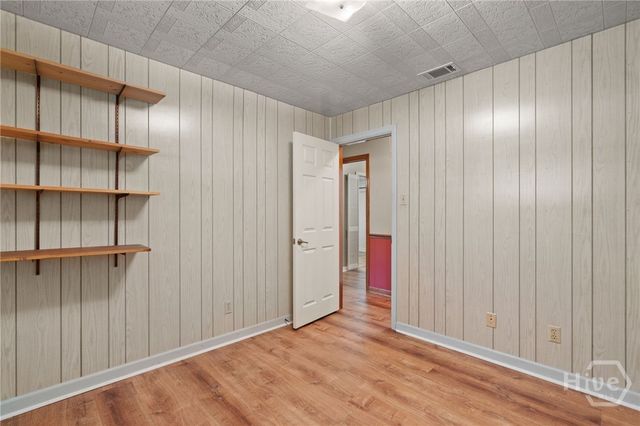 2421 Dolphin Drive, Savannah, GA 31406