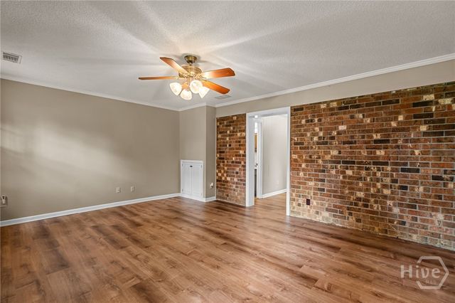2421 Dolphin Drive, Savannah, GA 31406