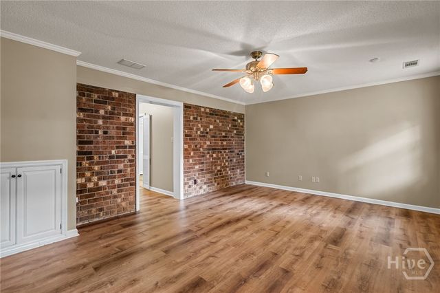 2421 Dolphin Drive, Savannah, GA 31406