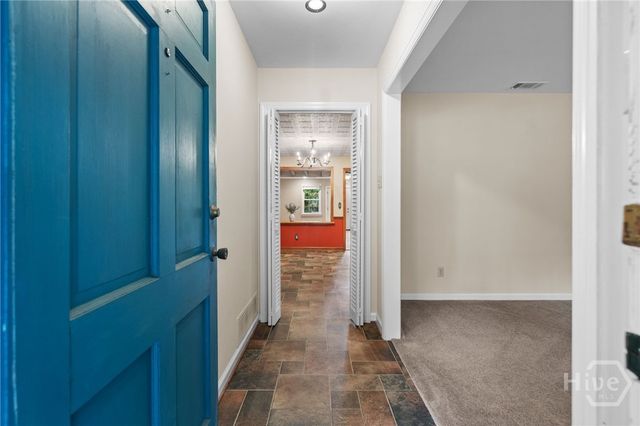 2421 Dolphin Drive, Savannah, GA 31406