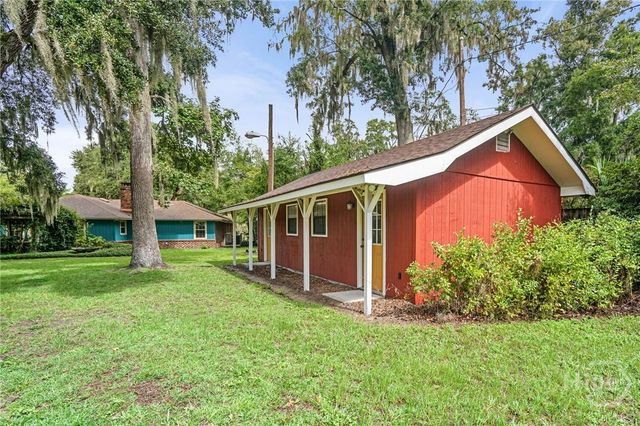 2421 Dolphin Drive, Savannah, GA 31406