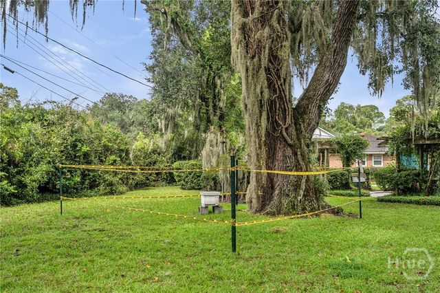 2421 Dolphin Drive, Savannah, GA 31406
