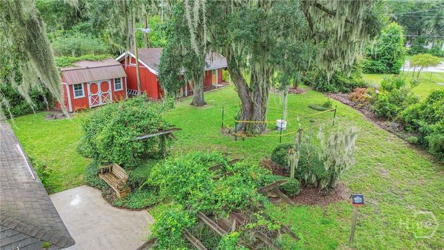 2421 Dolphin Drive, Savannah, GA 31406