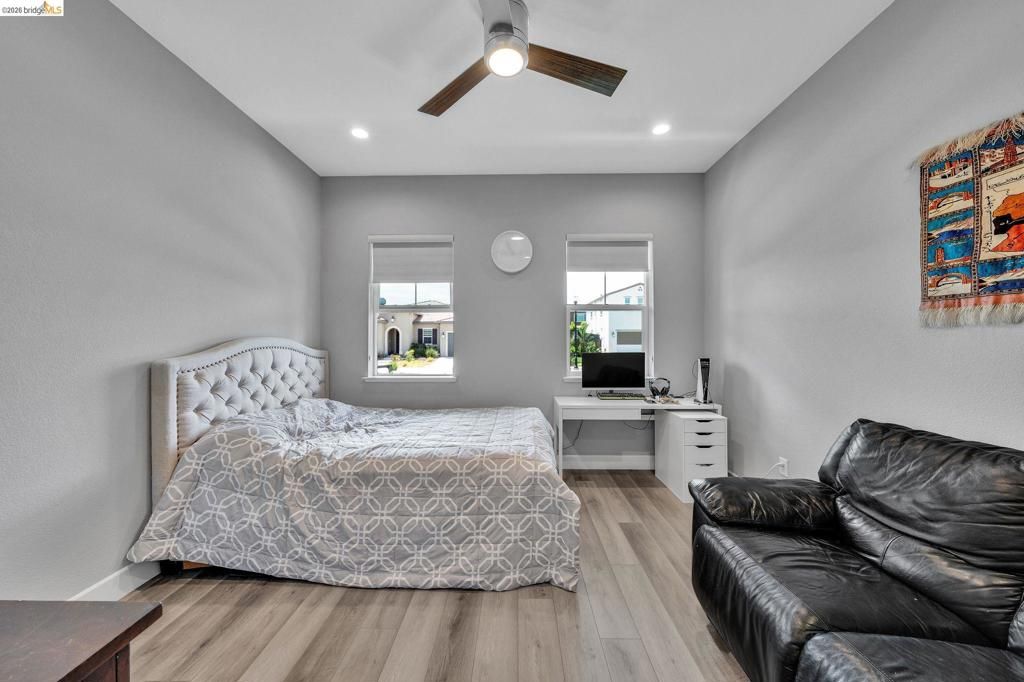 Image 26 of property listing at 159 Cider Cir, Brentwood, CA 94513