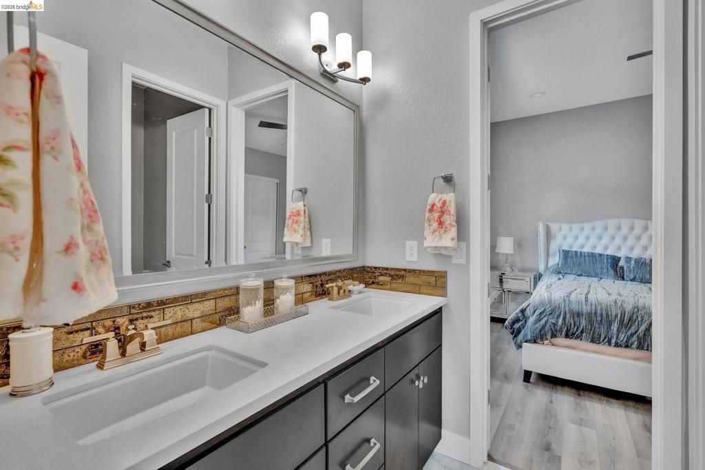 Image 32 of property listing at 159 Cider Cir, Brentwood, CA 94513