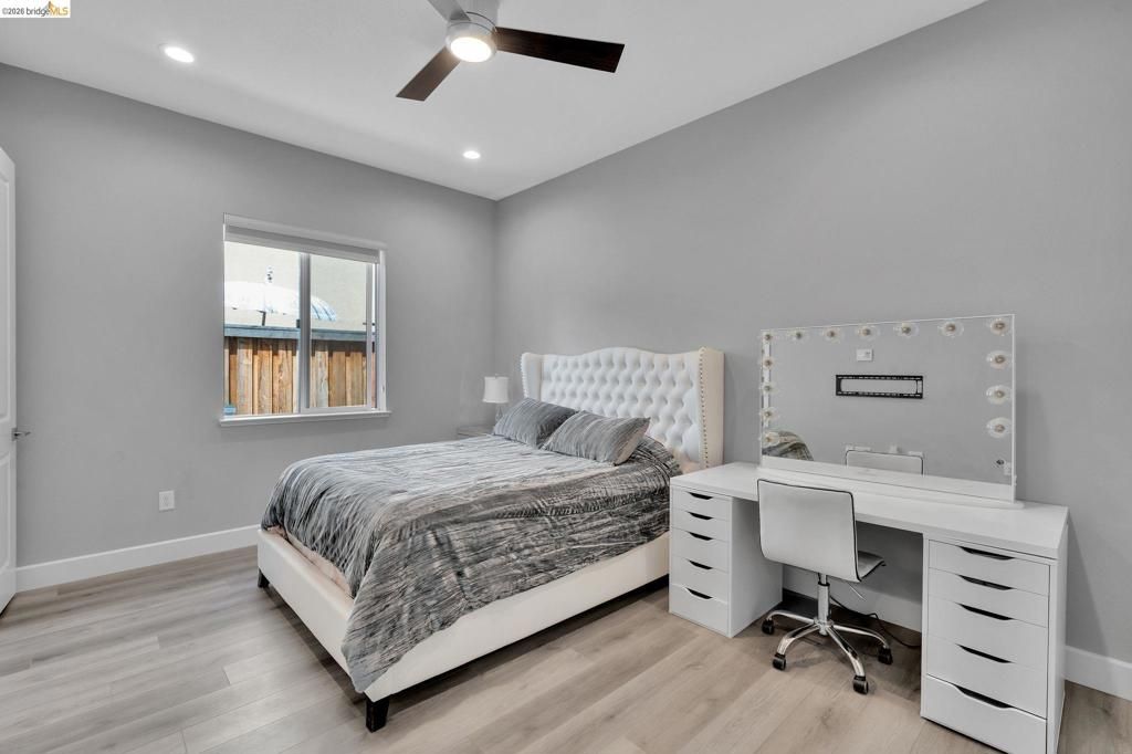 Image 33 of property listing at 159 Cider Cir, Brentwood, CA 94513