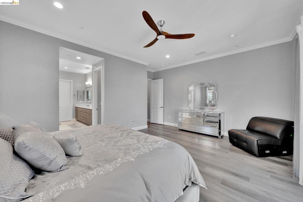 Image 37 of property listing at 159 Cider Cir, Brentwood, CA 94513