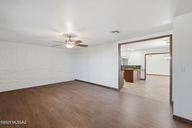 852 S Stuart Place, Tucson, AZ 85710