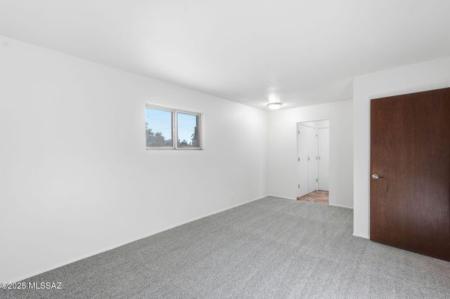 852 S Stuart Place, Tucson, AZ 85710