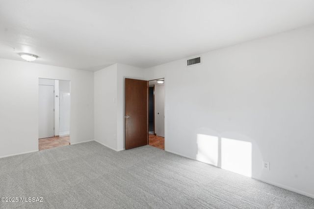 852 S Stuart Place, Tucson, AZ 85710