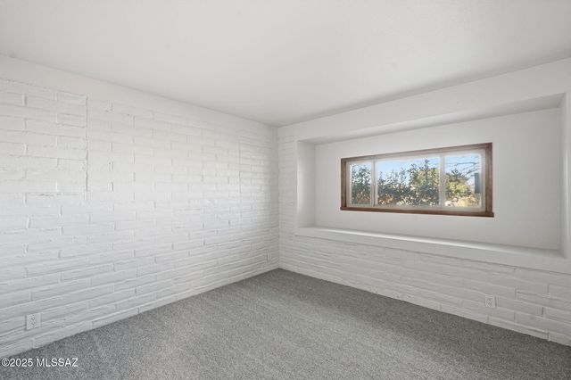 852 S Stuart Place, Tucson, AZ 85710