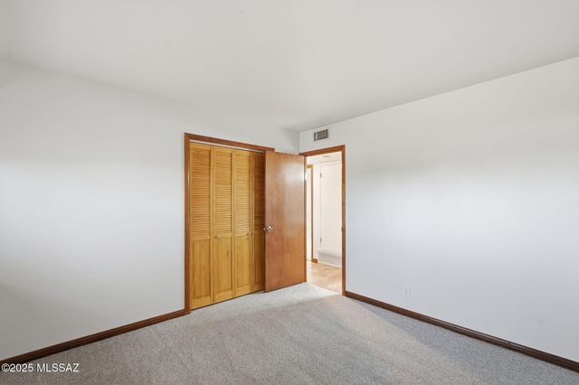 852 S Stuart Place, Tucson, AZ 85710