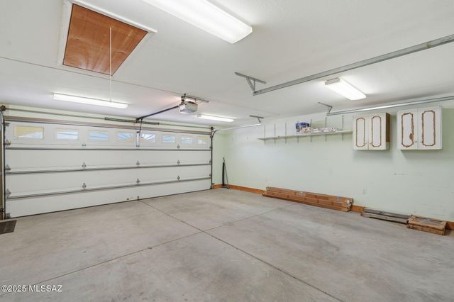 852 S Stuart Place, Tucson, AZ 85710