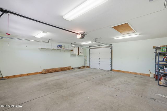 852 S Stuart Place, Tucson, AZ 85710