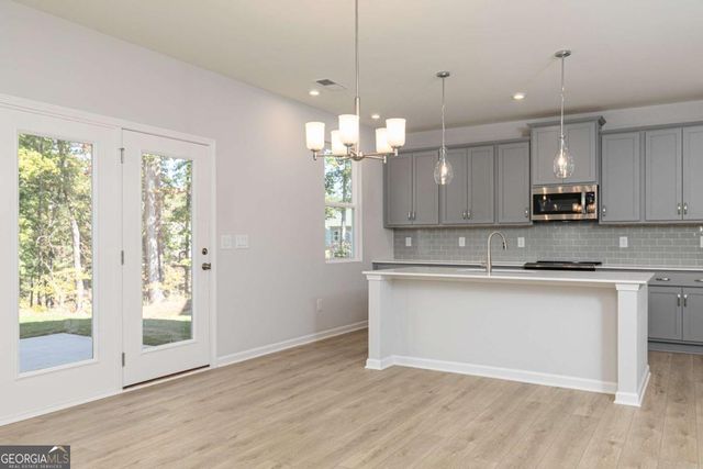 331 Cavalier Lane SE, Acworth, GA 30102