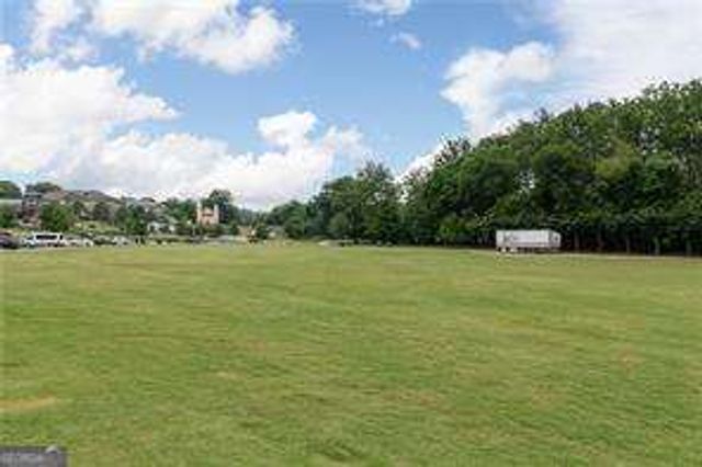 331 Cavalier Lane SE, Acworth, GA 30102