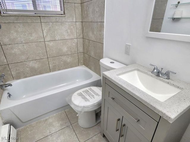 419 Center Road, Bedford, OH 44146