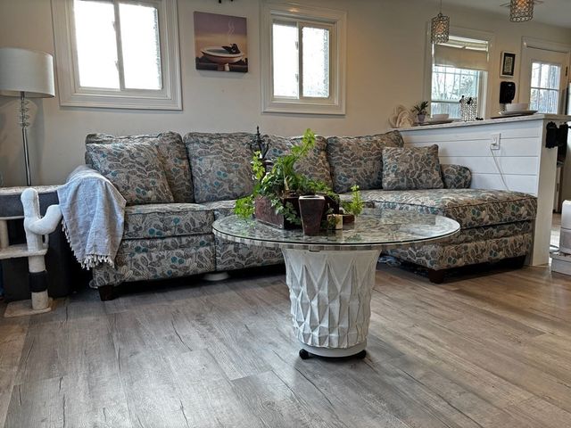 211 Lake Shore Dr, Weymouth, MA 02189