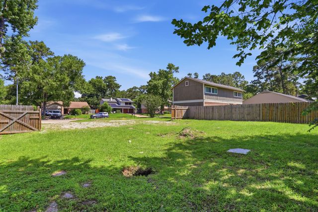 3034 Sycamore Springs Drive, Houston, TX 77339