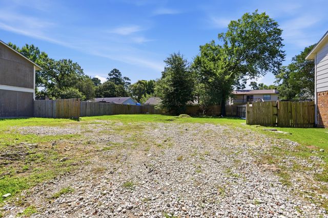 3034 Sycamore Springs Drive, Houston, TX 77339