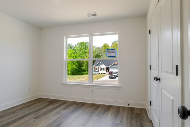 505 Mandalorian way, Dickson, TN 37055