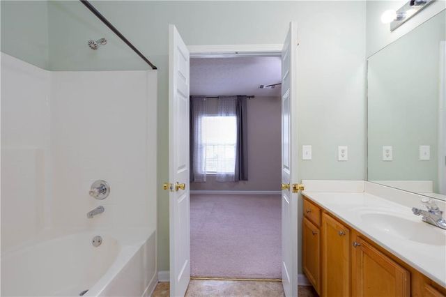 2946 Greyhawk Lane, Cumming, GA 30040