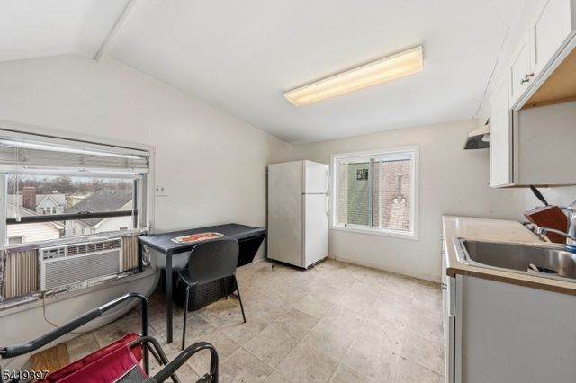 1417 Concord Pl, Elizabeth City, NJ 07208