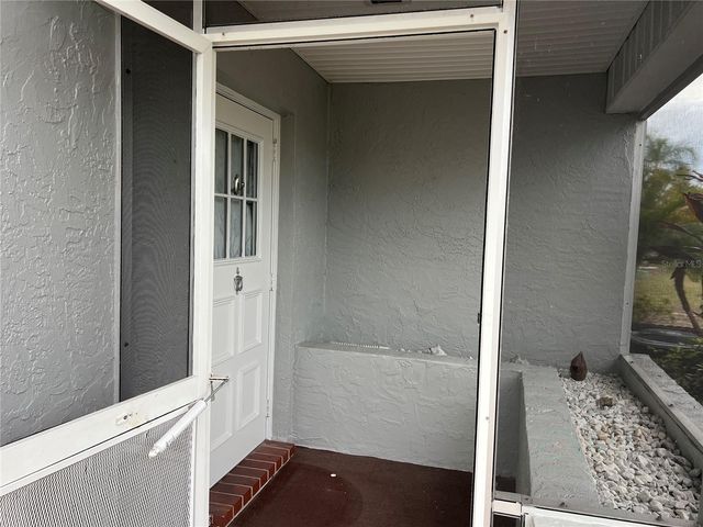 402 FINCHLEY COURT B, Sun City Center, FL 33573