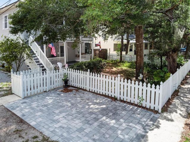 13 Rohde Ave, St Augustine, FL 32084