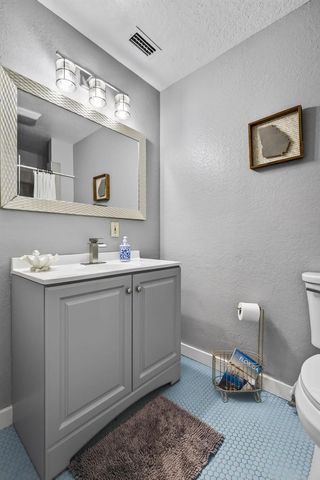 13 Rohde Ave, St Augustine, FL 32084