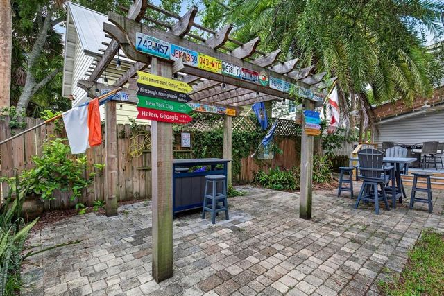 13 Rohde Ave, St Augustine, FL 32084