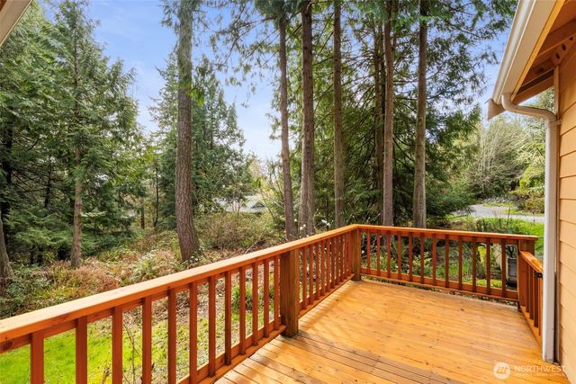 102 Olympic Lane, Port Ludlow, WA 98365