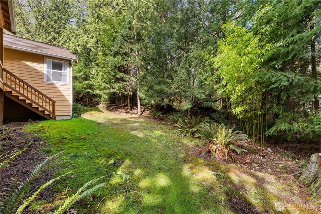102 Olympic Lane, Port Ludlow, WA 98365