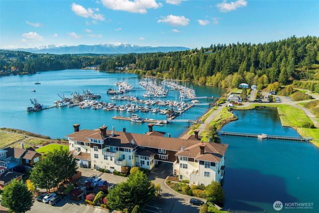 102 Olympic Lane, Port Ludlow, WA 98365