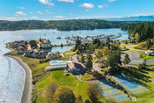 102 Olympic Lane, Port Ludlow, WA 98365