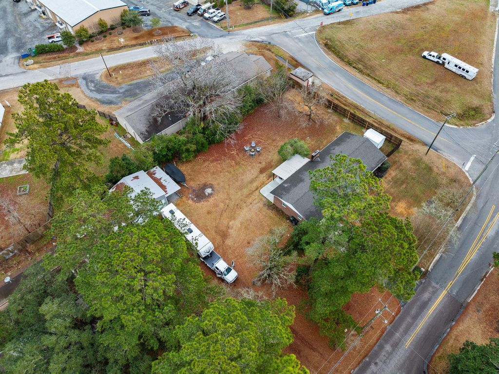 Image 29 of property listing at 102 Edisto Drive, Summerville, SC 29485